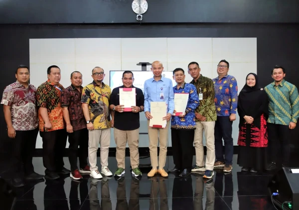 Kantor Pertanahan Kota Serang Tertibkan Aset Negara, Tiga Sertipikat BMN Resmi Diserahkan