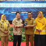 Pimpin Rakor Sensus Ekonomi 2026, Gubernur Andra Soni Ajak Semua Pihak Bergerak Bersama