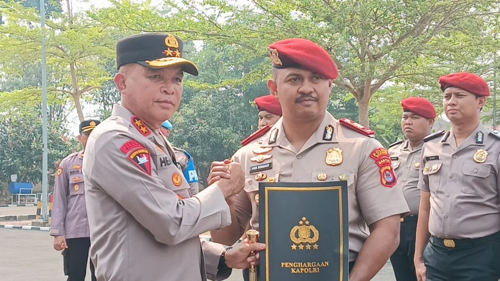 Kerja Keras Berbuah Prestasi, Kasat Reskrim Polres Serang Raih Pin Emas Kapolri