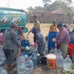 8.000 Liter Air Bersih Mengalir ke Renged, Polres Serang Bantu Warga Hadapi Kekeringan