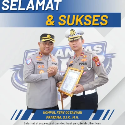 Kompol Fery Octaviari Pratama, Kasat Lantas Polresta Tangerang, Terima Penghargaan dari Kapolresta
