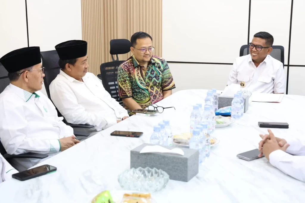 Menuju Muktamar NU ke-35, Andra Soni Dorong PWNU Banten Solid dan Kompak