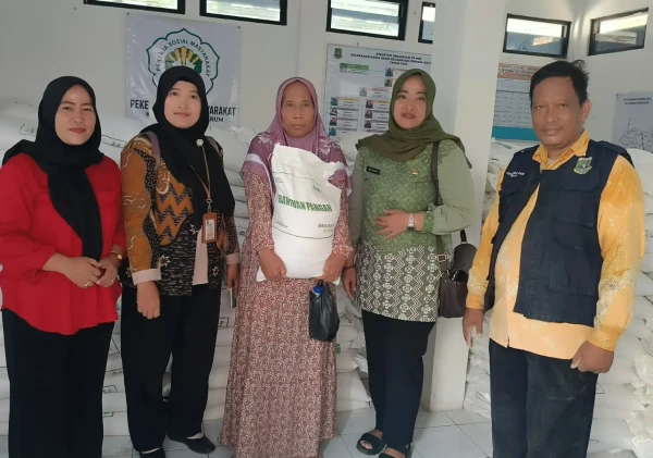Kelurahan Rawa Arum Distribusikan 27.720 Kg Bantuan Pangan Ke 924 KPM
