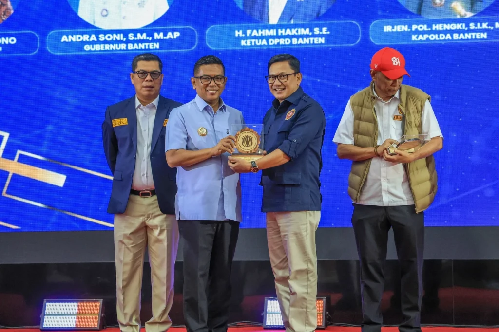 Dari Ketua Karang Taruna RW hingga Gubernur, Andra Soni Titip Pesan untuk Pemuda Banten