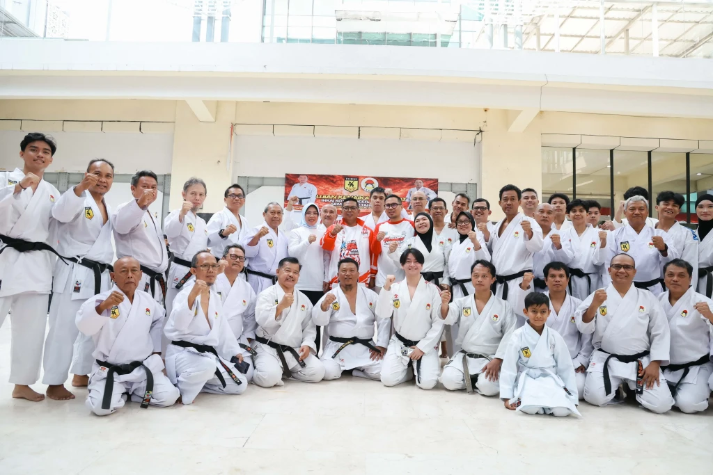 Bukan Sekadar Bela Diri, Andra Soni Sebut Karate Bentuk Karakter dan Kedisiplinan Anak