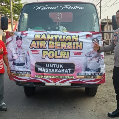Kekeringan Melanda Pontang, Polres Serang Distribusikan 20 Ribu Liter Air Bersih untuk Warga