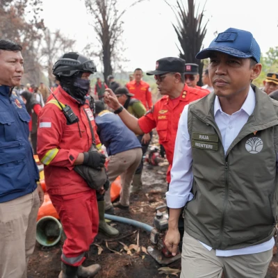 Menhut Raja Antoni BKO-kan 5.000 ASN Kehutanan ke 6 Provinsi Prioritas Tangani Karhutla