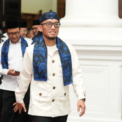 Gadiza Aisyah Bela Dahnil Anzar: Ayah Biayai Pendidikan dan Kehidupan Kami