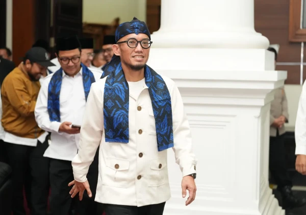 Gadiza Aisyah Bela Dahnil Anzar: Ayah Biayai Pendidikan dan Kehidupan Kami