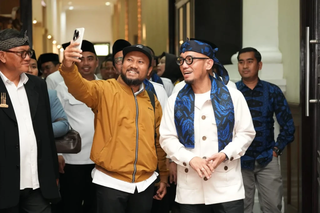 Anak Pertama Dahnil Anzar Buka Suara, Bantah Isu Penelantaran: “Saya dan Adik Ikut Ayah”