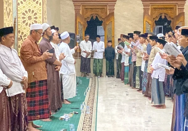 500 Warga Padati Maulid Nabi di Pasagi Kembang, Kades Sindangheula: Jangan Berhenti pada Seremonial