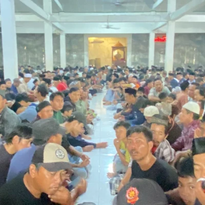 Meriah! Ribuan Warga Kampung Kepuh Rayakan Maulid Nabi dengan Ratusan Panjang Mulud