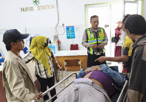 Laporan Laka Masuk Call Center 110, Polsek Ciruas Gerak Cepat Temukan Korban di Puskesmas