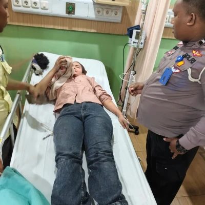Diduga Hilang Kendali, Motor Vario Tabrak Angkot di Jalan Serang–Tangerang, Dua Orang Luka
