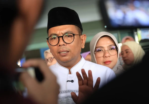 Abu Anak Krakatau Mengarah ke Banten, Warga Diminta Waspada