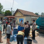 5.000 Liter Air Bersih Mengalir untuk Warga Terdampak Kemarau di Kopo