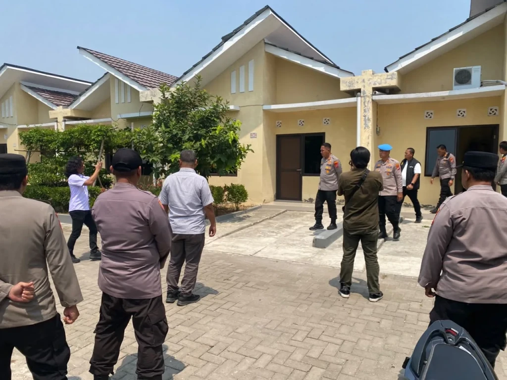 Kemarau Berkepanjangan, Kapolres Serang Pastikan Warga Tirtayasa Tak Kesulitan Air