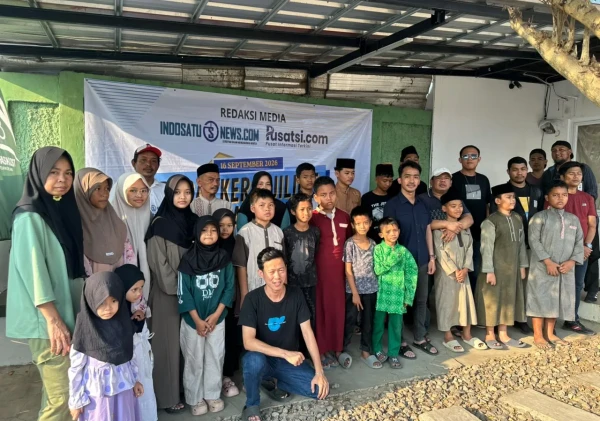 Berbagi Kebahagiaan, Indosatunews.com dan Pusatsi.com Santuni 50 Anak Yatim di Serang