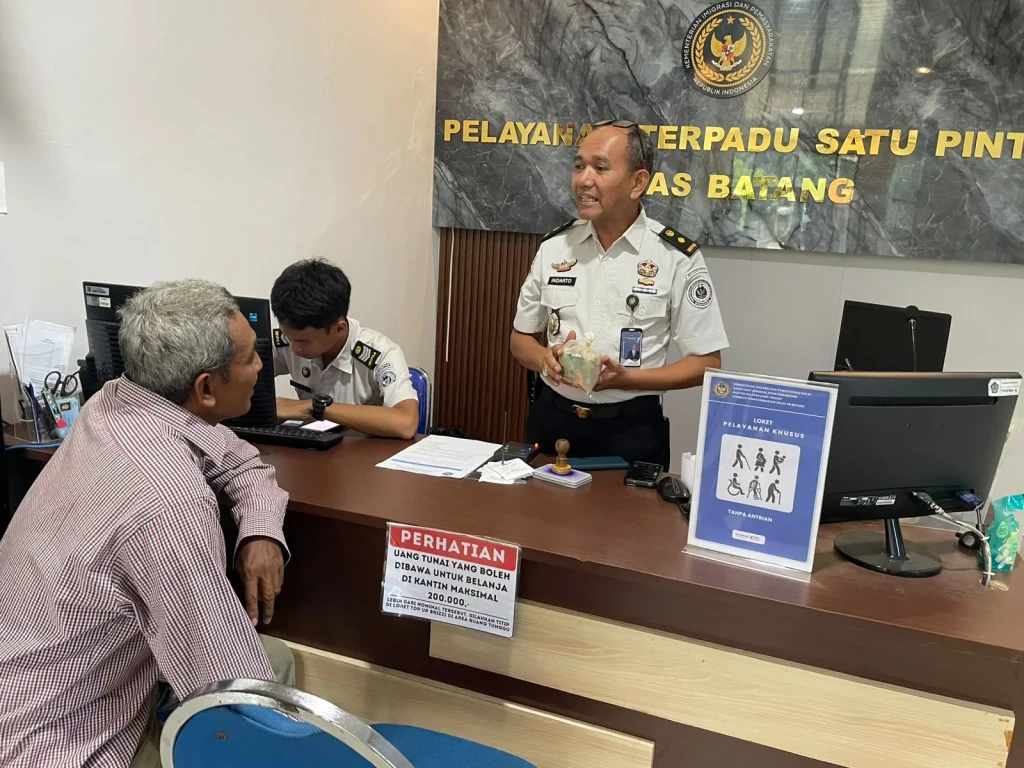 Cegah Penyelundupan Barang Terlarang, Lapas Batang Perketat Pemeriksaan Barang Titipan