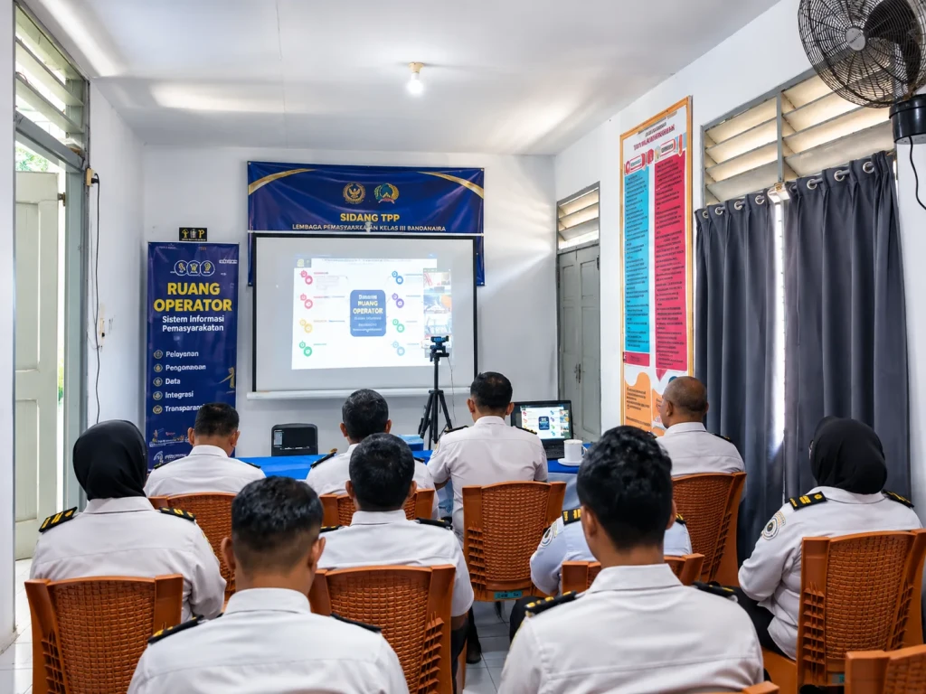 Perkuat Integritas dan Pengawasan, Lapas Bandanaira Ikuti Pengarahan Dirjenpas secara Virtual