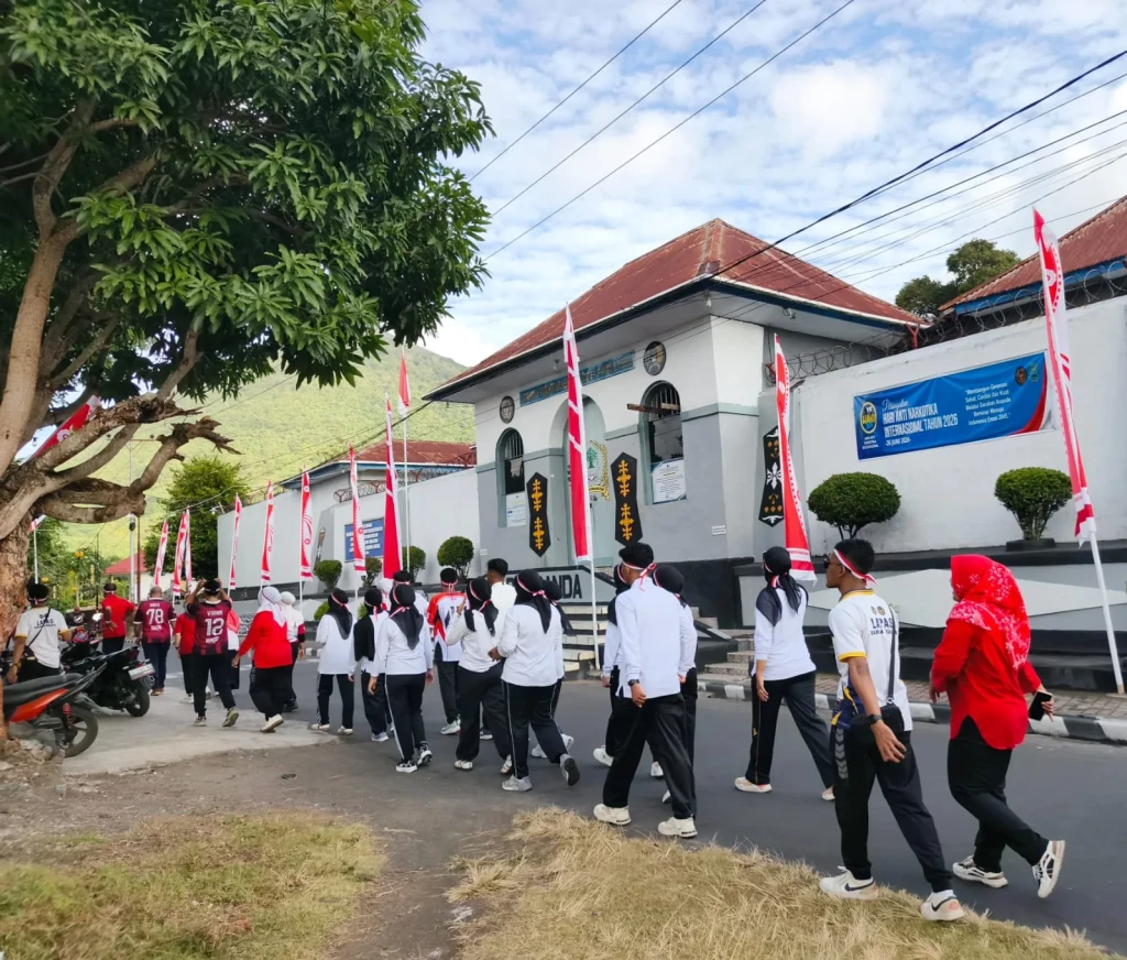 Bangun Semangat dan Kebersamaan, Lapas Bandanaira adakan Fun Walk Sambut Hari Kemerdekaan
