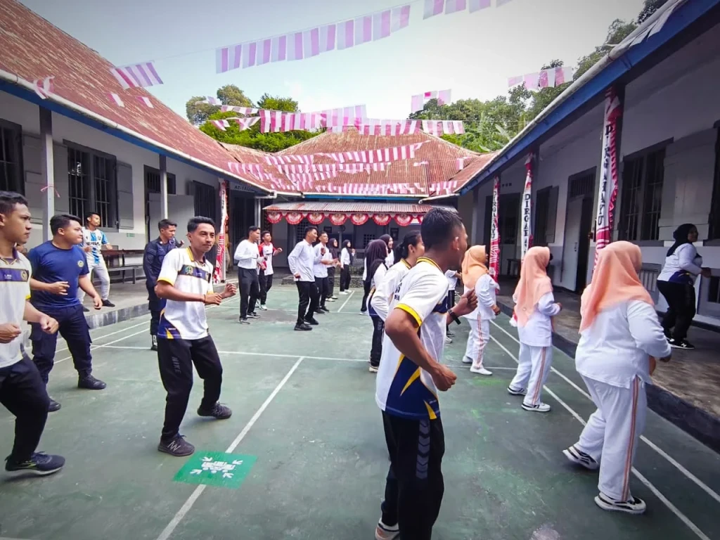 Lapas Bandanaira Gelar Senam Bersama, Wujud Kebersamaan di Lingkungan Pemasyarakatan
