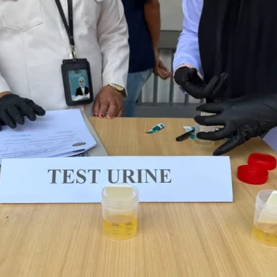 Lapas Bandanaira Tegaskan Komitmen Zero Narkoba, Petugas dan Warga Binaan Jalani Tes Urine