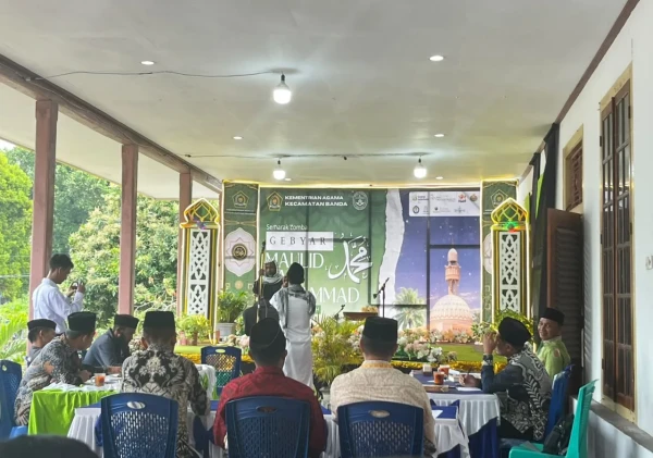 Semarak Maulid Nabi, Warga Binaan Lapas Bandanaira Unjuk Kemampuan dalam Lomba Antar Khatib