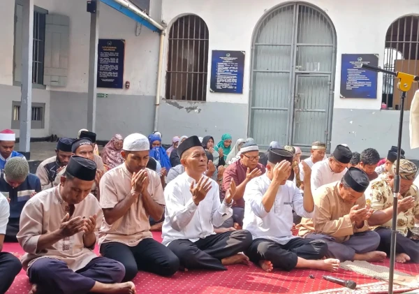 Lapas Bandanaira Gelar Salat Istisqa, Warga Binaan Diajak Perbanyak Istighfar dan Doa