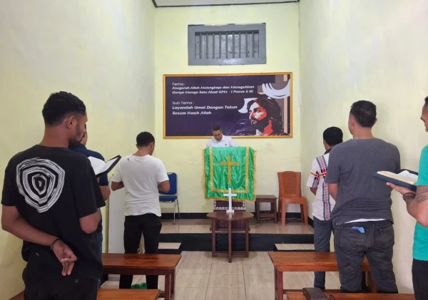 Perkuat Iman, Warga Binaan Nasrani Lapas Bandanaira Ikuti Ibadah Tutup Usbu