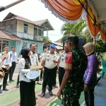 Momen Hangat HUT TNI ke-81, Lapas Bandanaira Bikin Kejutan untuk Jajaran Koramil 1502-01/Banda