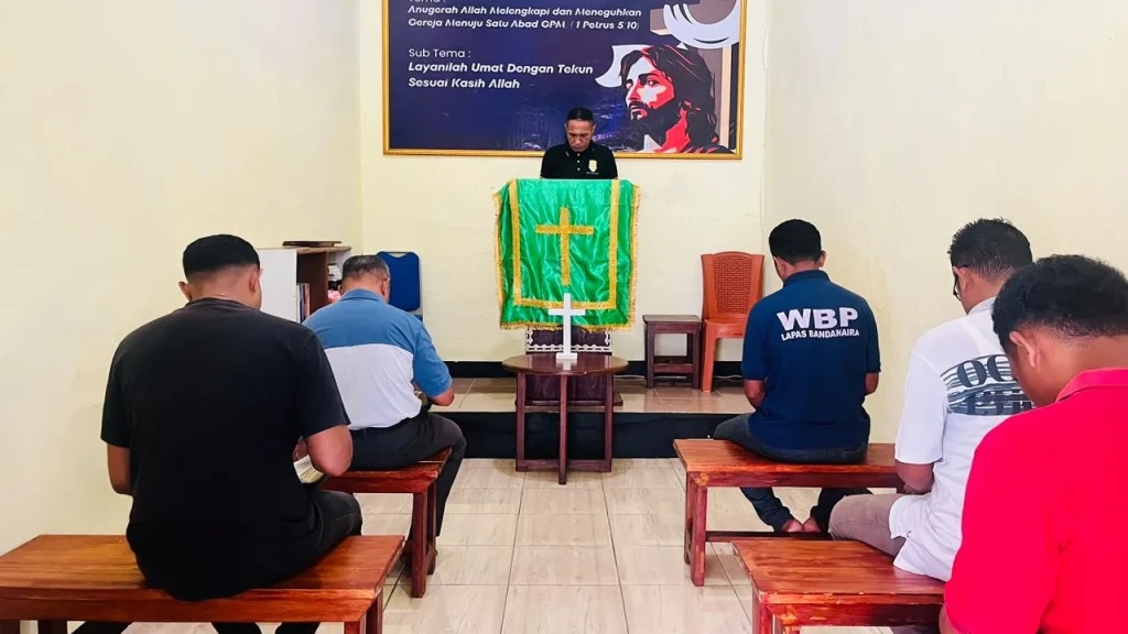 Ibadah Tutup Usbu di Lapas Bandanaira, Warga Binaan Mantapkan Iman dan Harapan