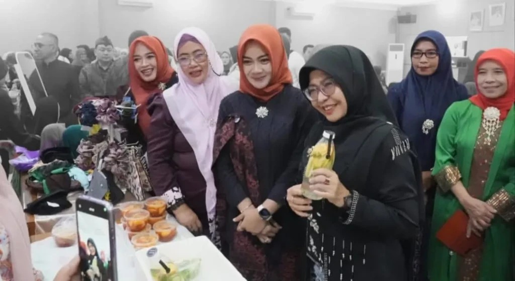Bupati Dewi Ajak Perempuan Pandeglang Mandiri dan Berdaya di Momentum Hari Kartini