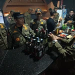 Pemkab Serang Sidak Tempat Hiburan Malam, Amankan 682 Botol Miras dan Hentikan Sementara Aktivitas di Danaumas
