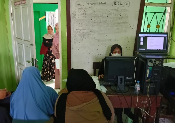 MIS AR-RAUDHOTUN NUR Perkuat Tata Kelola Administrasi melalui Pengarsipan Dokumen Siswa yang Sistematis