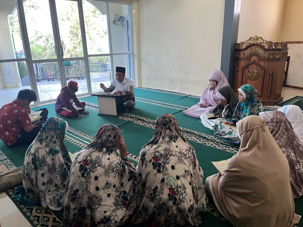 Gerakan Cinta Al-Qur'an Warnai MATAMUDA MTs. Plus Ar-Raudhotun Nur, Bangun Generasi Berkarakter dan Berakhlak Mulia