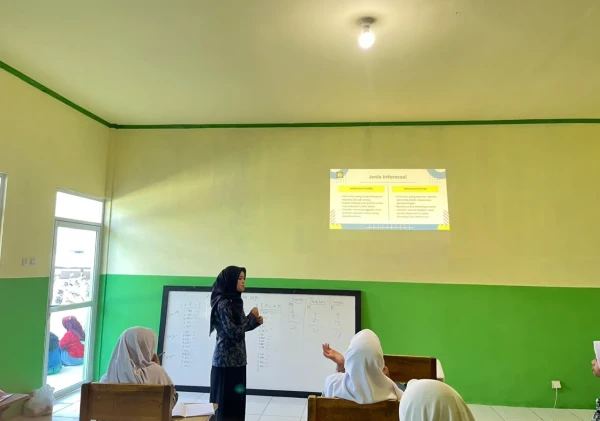 MTs. Plus Ar-Raudhotun Nur Bekali Peserta Didik dengan Literasi Keamanan Digital pada Kegiatan MATAMUDA