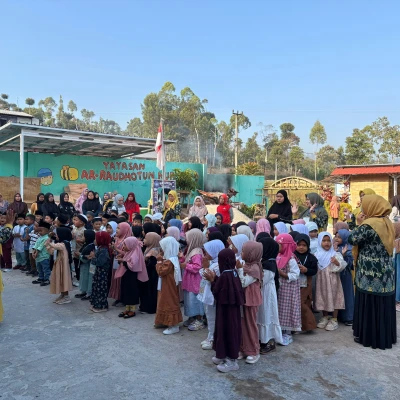 Permainan Edukatif Warnai MATAMURA RA Ar-Raudhotun Nur, Bangun Kemandirian Anak Sejak Hari Pertama Sekolah