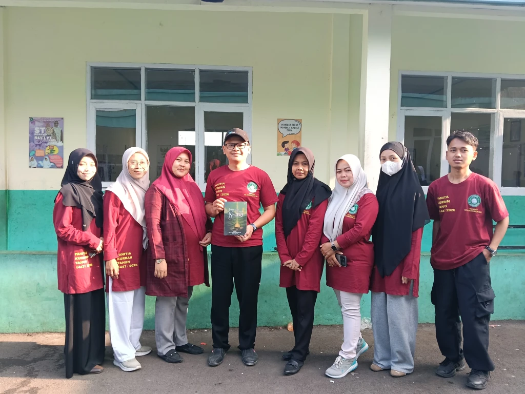 Berawal dari Keraguan, Berakhir Menjadi Inspirasi Nasional: Kisah Guru Madrasah Asal Pamalayan Diabadikan dalam Buku "Inspirasi dari Pelosok Negeri"