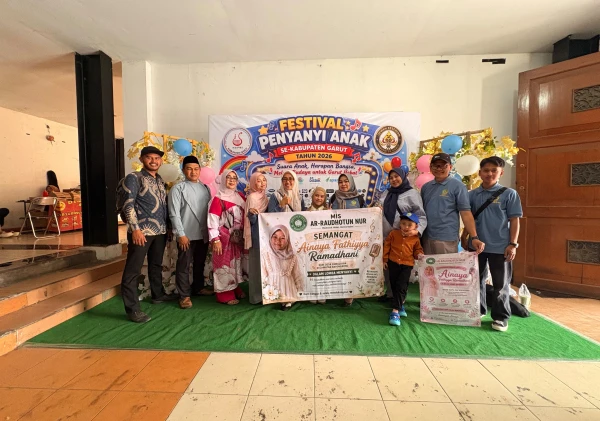 Madrasah Dukung Pengembangan Minat dan Bakat, Ainayya Fathiyya Ramadhani Ikuti Festival Penyanyi Anak Se-Kabupaten Garut 2026