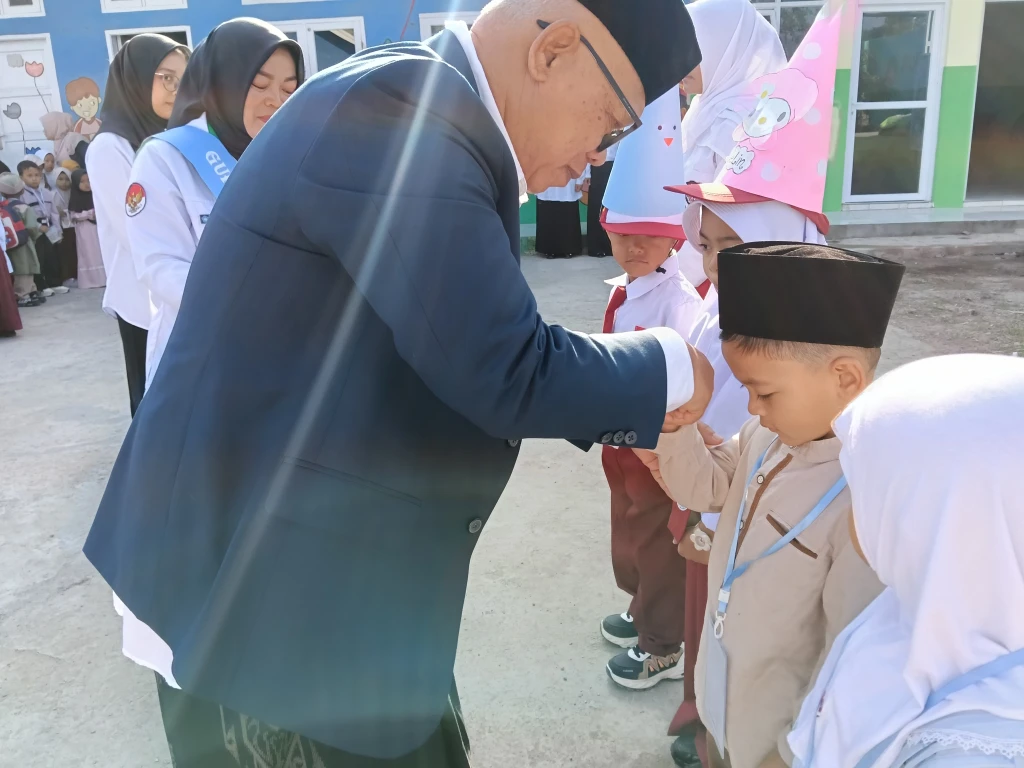 Ketua Yayasan Ar-Raudhotun Nur Resmi Membuka MATAMUDA 2026/2027 dan Ajak Orang Tua Bersinergi Membangun Pendidikan Berkualitas