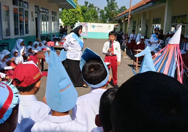 Siswa Kelas VI MIS Ar-Raudhotun Nur Suarakan Gerakan Anti Bullying kepada Adik Kelas sebagai Wujud Kepedulian dan Keteladanan