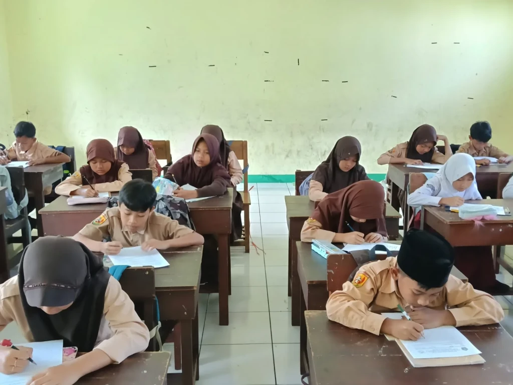 ASTS Gasal MIS Ar-Raudhotun Nur Jadi Momentum Evaluasi Pembelajaran di Pertengahan Semester