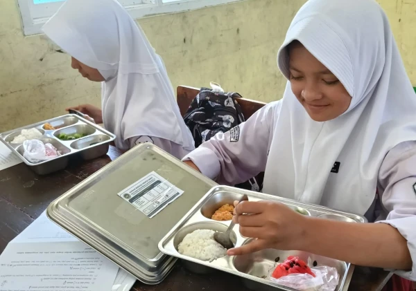 Kandungan Gizi Terbuka, MBG di MIS Ar-Raudhotun Nur Beri Rasa Aman bagi Penerima Manfaat