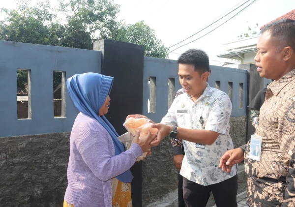 Pagi-Pagi, Lapas Serang Bagi Sarapan Gratis!