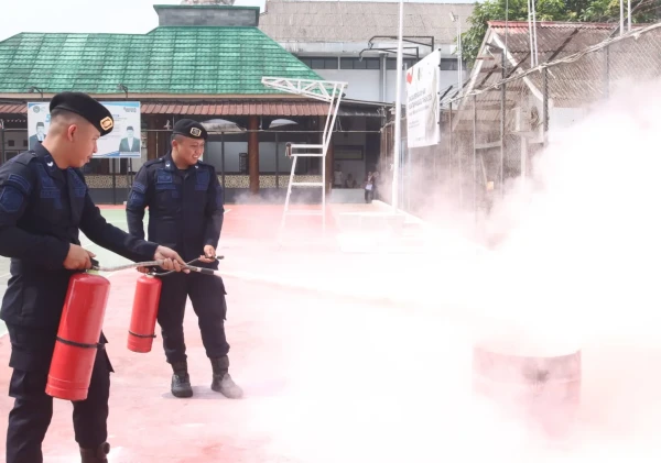 Lapas Kelas IIA Serang Gelar Sosialisasi Penanggulangan Bencana Kebakaran Bersama DAMKAR Kota Serang