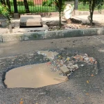Peran Pemerintah dalam menjalankan Infrastruktur yang ada di Kota Serang : Studi Kasus Jalan Rusak yang ada di Alun Alun...