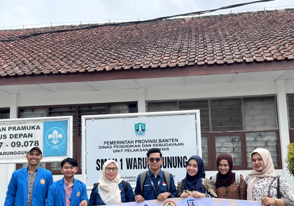 Kelompok 4 Sistem Informasi UNPAM Hadirkan Website Antrean Digital di SMAN 1 Warunggunung, Solusi Cerdas Distribusi Makan Bergizi Gratis