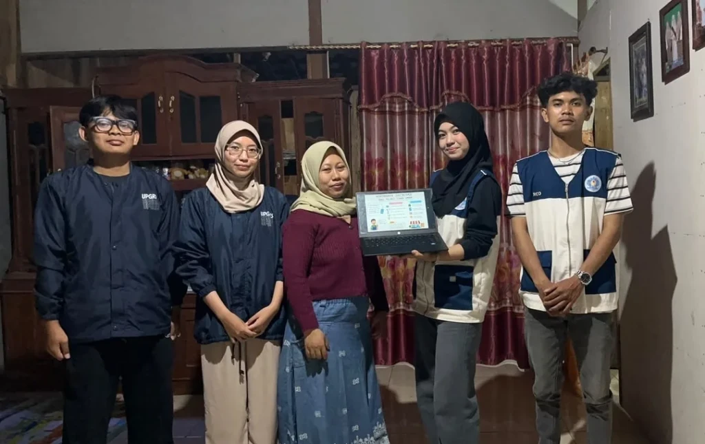Mahasiswa UPGRIS Buka Wawasan Digital UMKM Pundenarum untuk Promosi yang Lebih Menarik