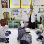 Pengabdian Guru PAUD dalam Mencerdaskan Kehidupan Bangsa